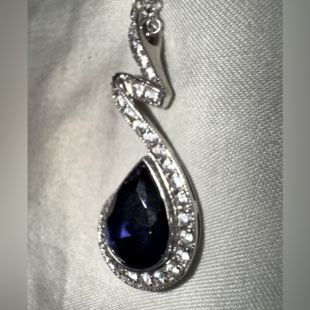 Swarovski sapphire stone necklace pendant